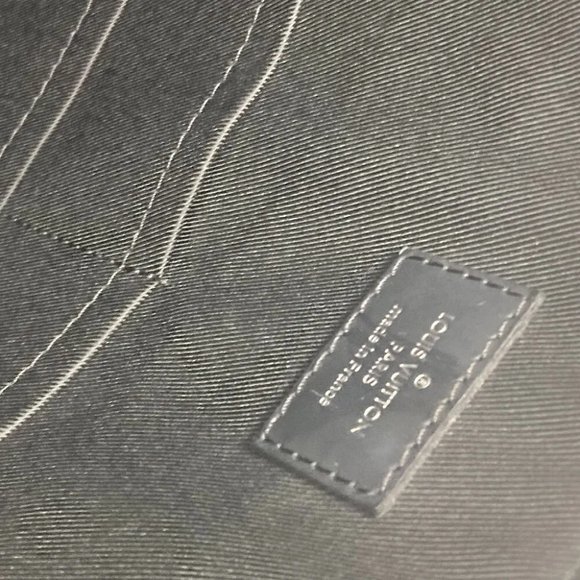 LOUIS VUITTON MonogramEclipse Thoth-Explorer Shoulder Bag Tote Bag Black - Picture 13 of 14